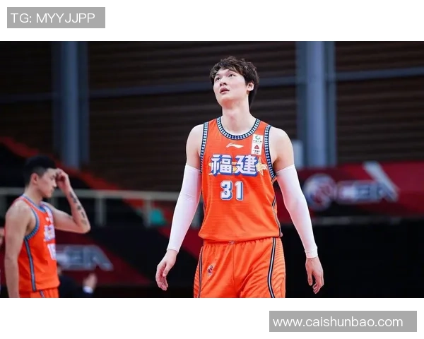 王哲林领衔中国篮球新篇章展现实力与风采的传奇之路